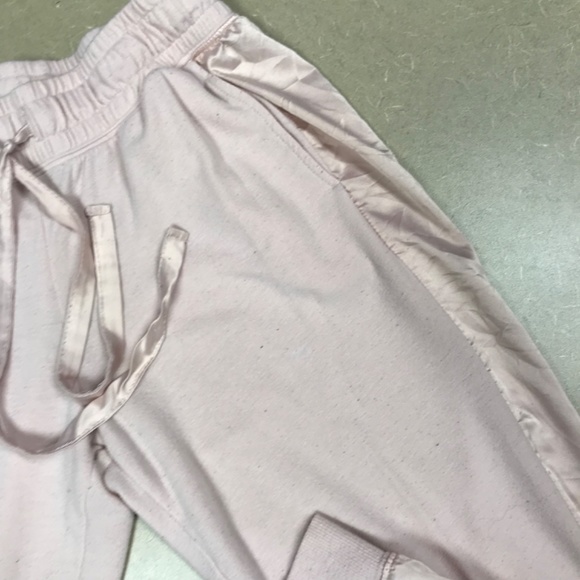 Garage Women's Joggers - Picture 10 of 16